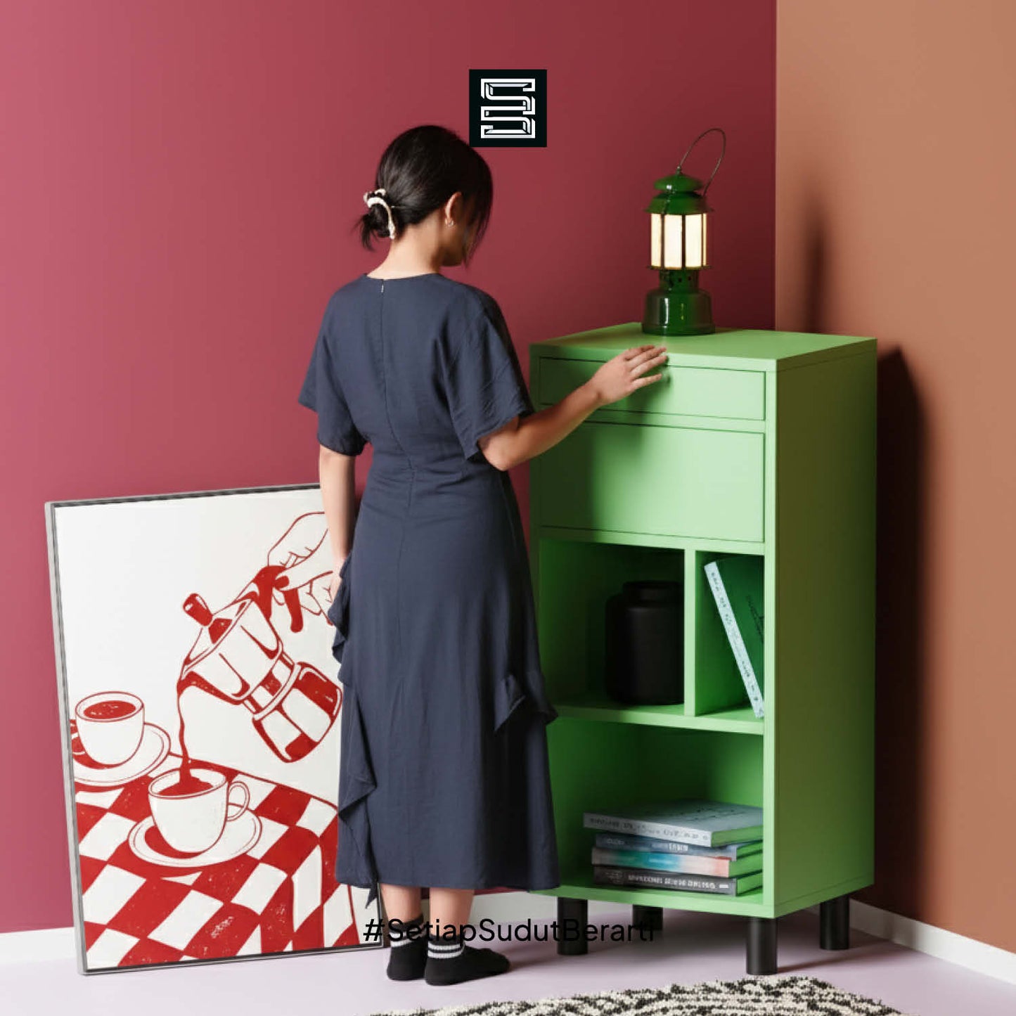 Display Cabinet 45x35x100